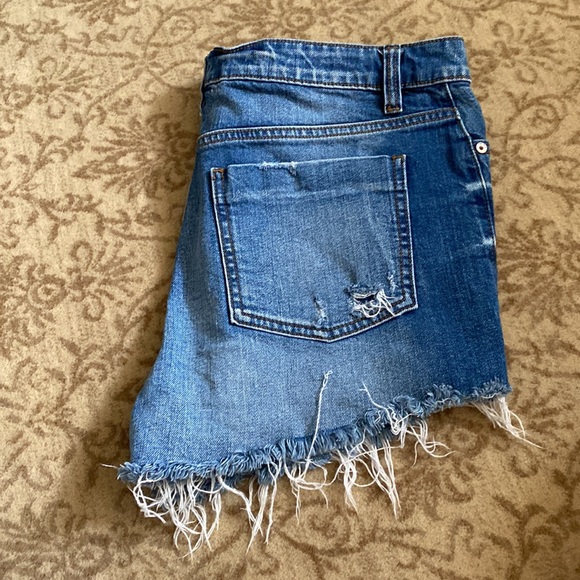 Pistola Cut Off Denim Shorts - Picture 4 of 6